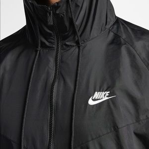 Nike windbreaker